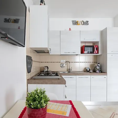 Valery House Apartment *